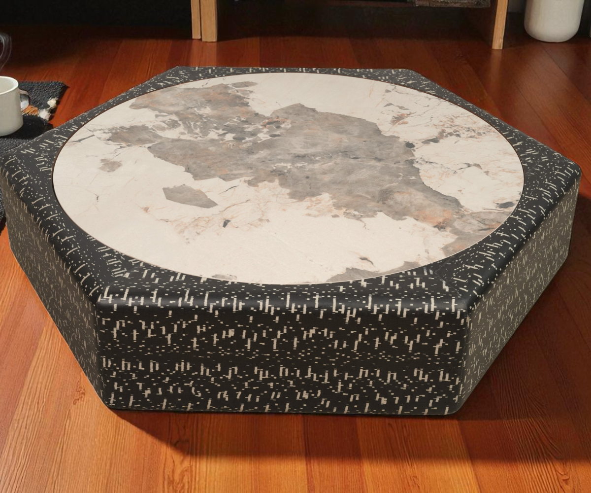 2586# TEA TABLE (CENTER TABLE)