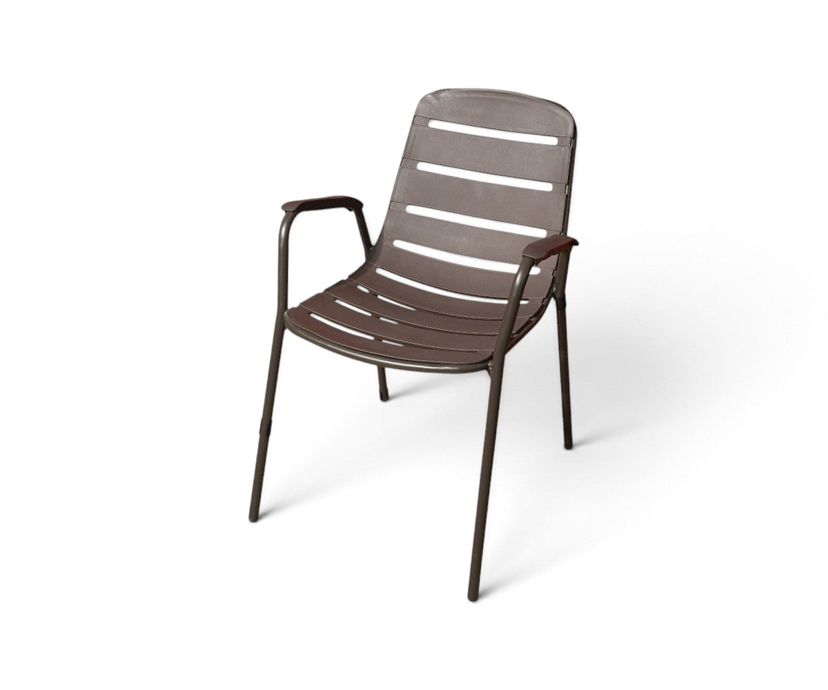 Aluminium slatted outdoor chair with integrated armrests and powder-coated finish