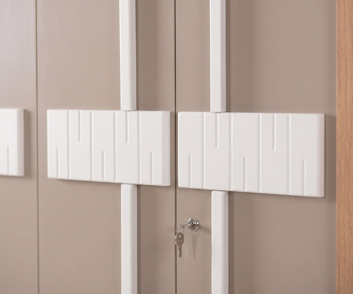Felcity four door wardrobe with beige doors and wood-look frame