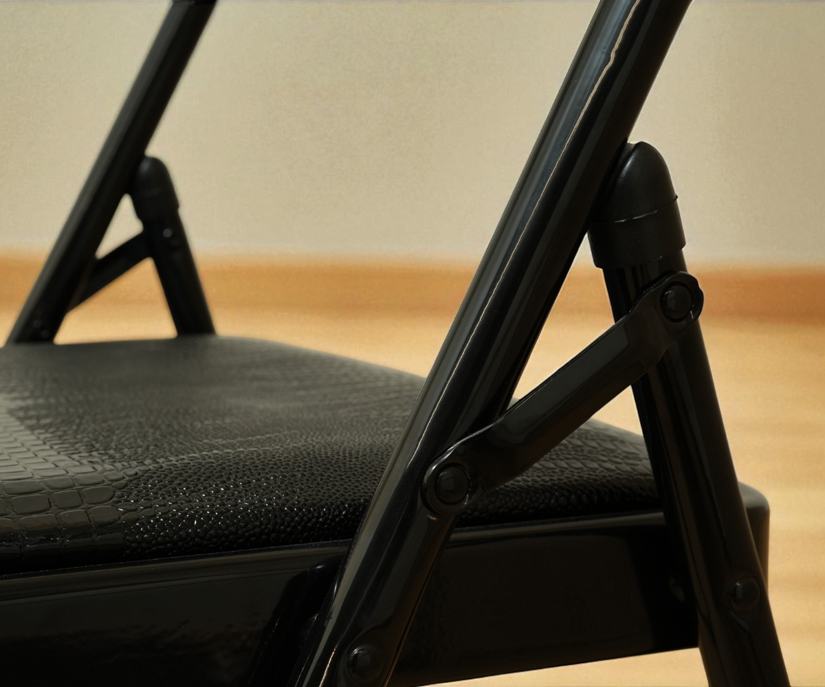 FFO 17-7 Chair
