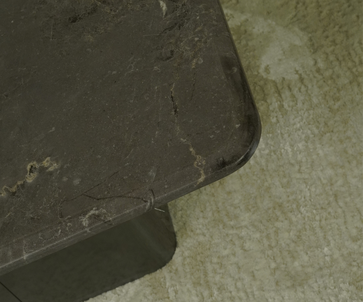G02-2# grey marble nesting set, front view on twin panel bases