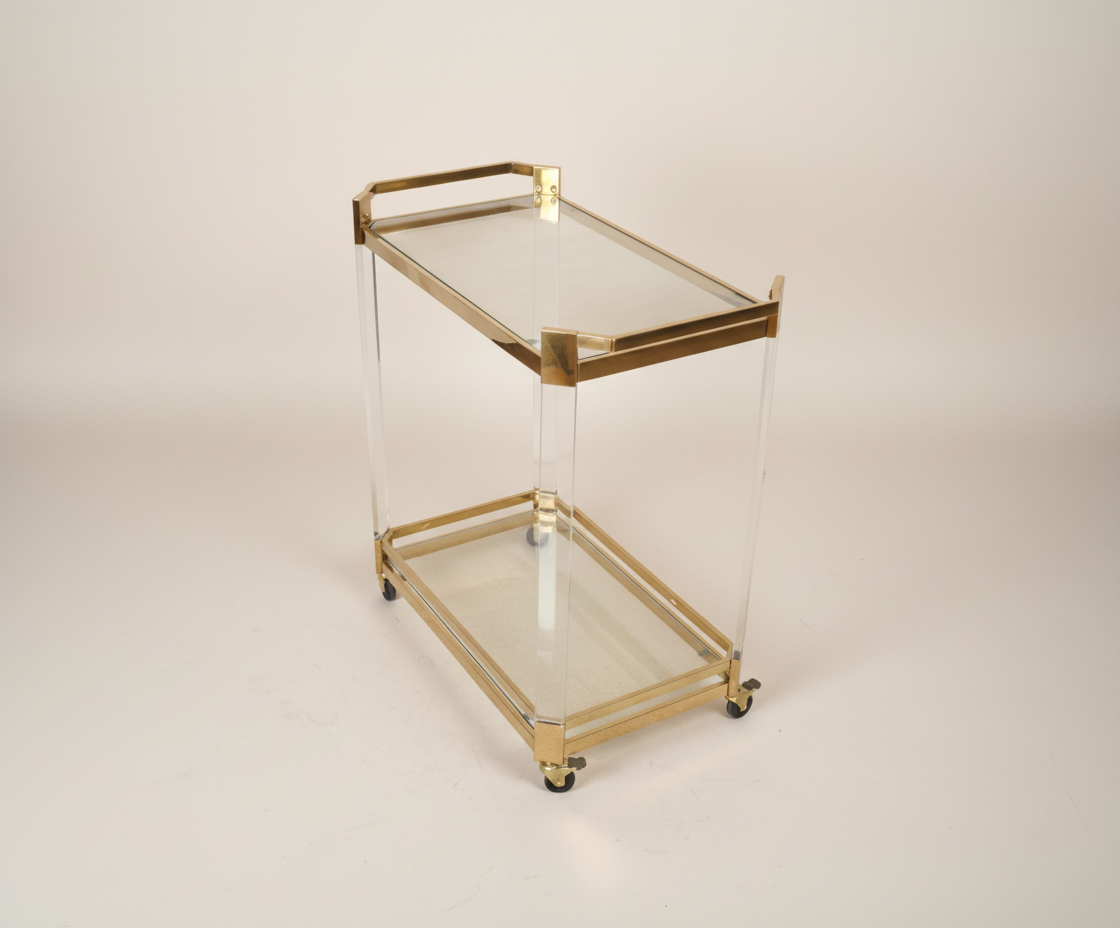 GLASS TROLLEY DC1040, angled view with clear glass shelves and acrylic legs