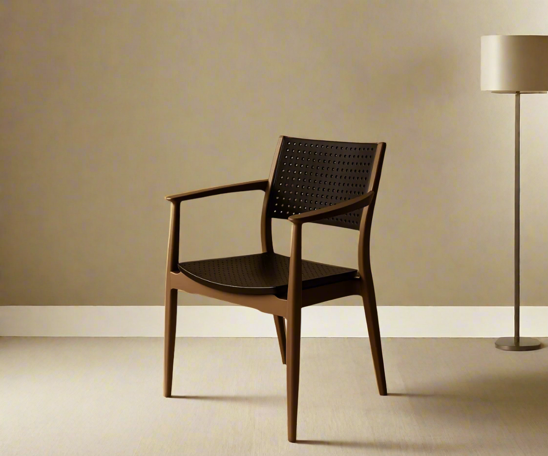 NVS-026-11/10 SEGINUS ARMCHAIR / DESERT BROWN