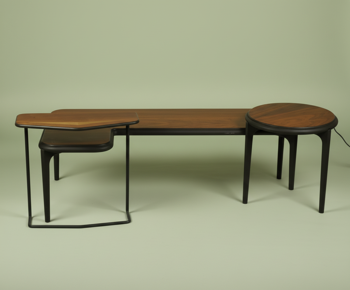Bumerang WALNUT C-SIDE TABLE