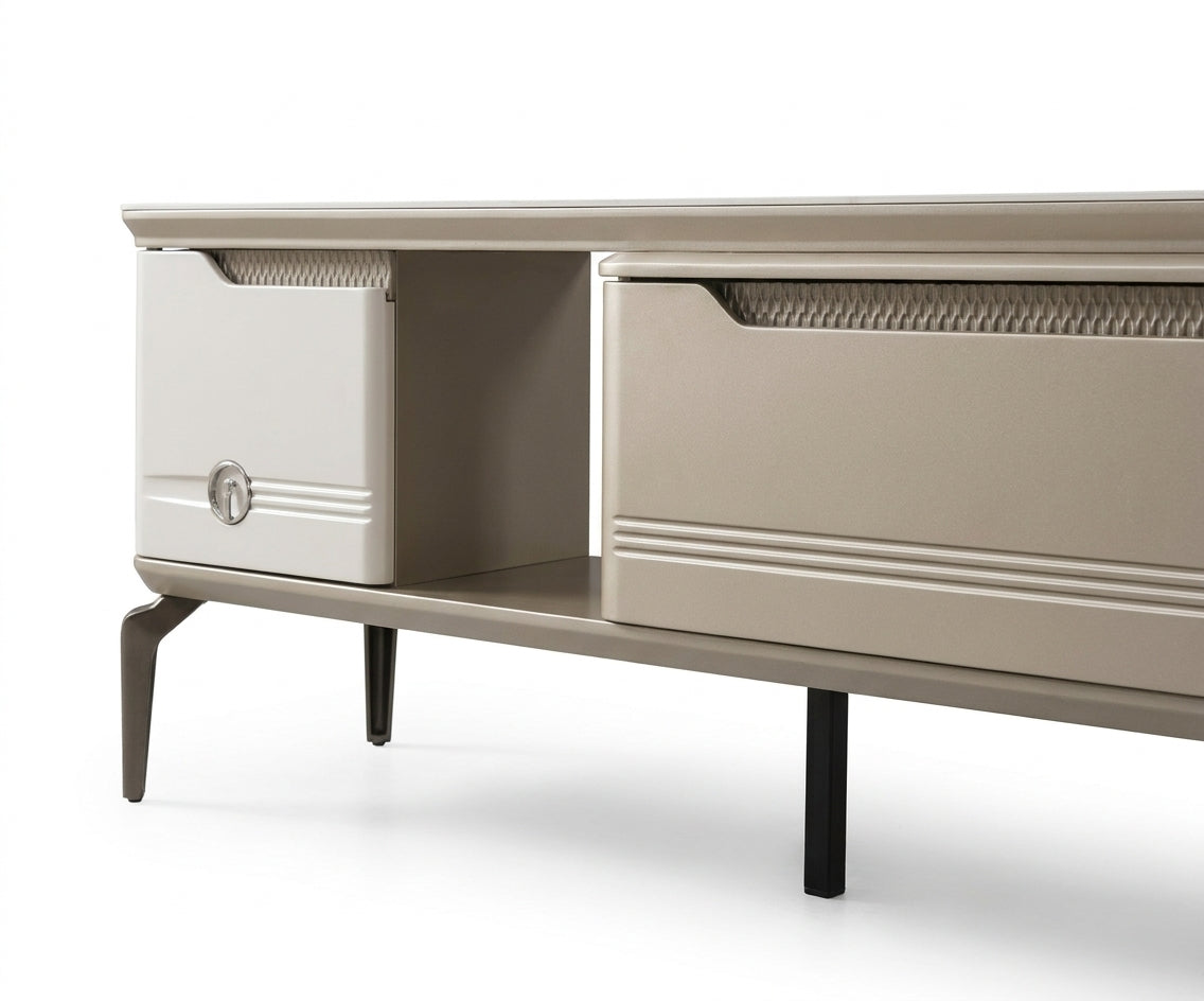 T01-150 Scandinavian Media Unit