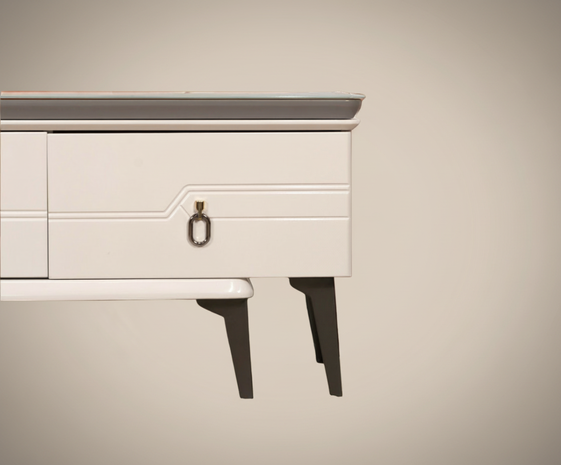 T04-102 Natural Oak Console