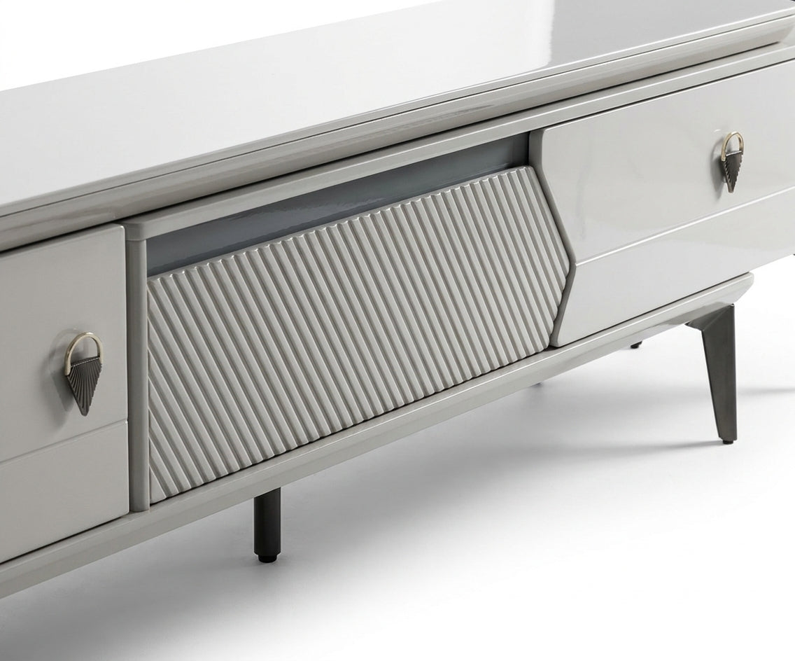 Y-1500 luxury gloss console beneath a TV in a bright living room